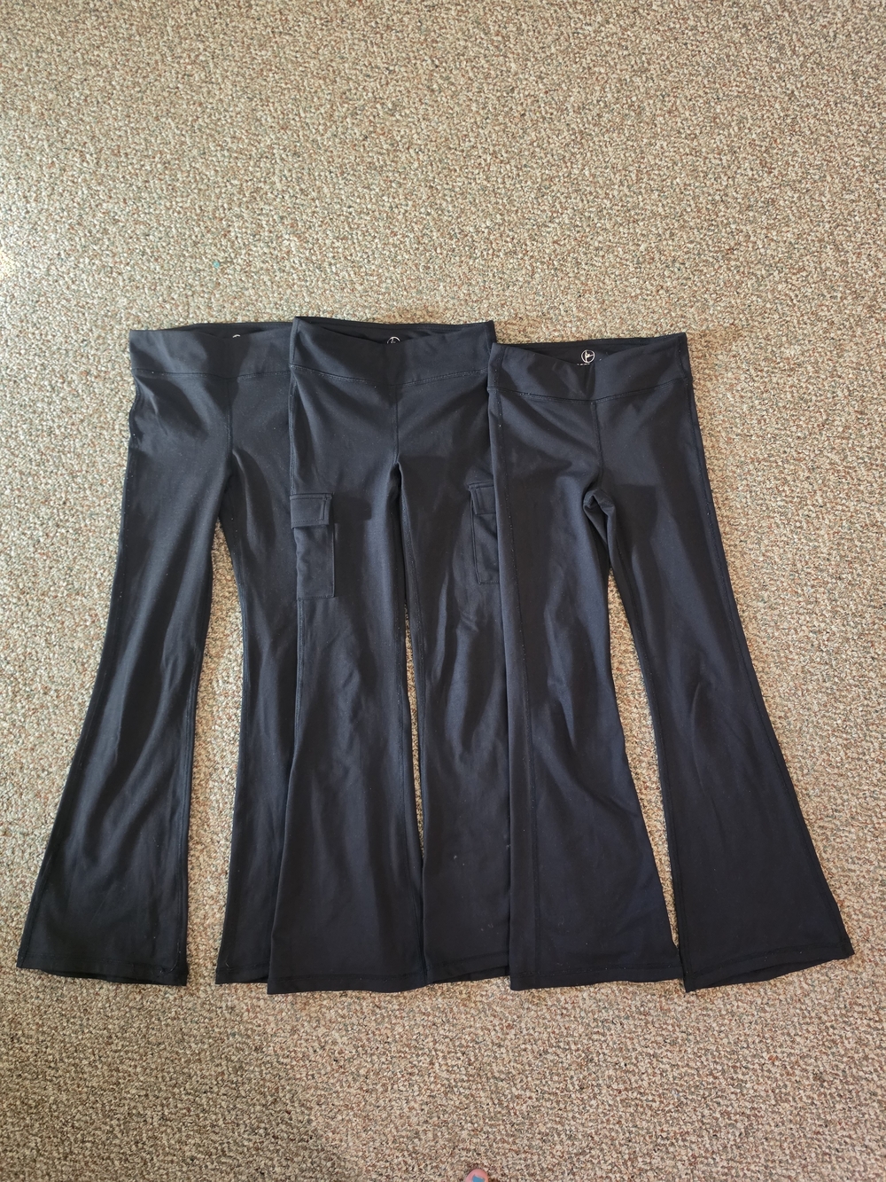 Girls 90 Degree By Reflex Black Flare Yoga Pants - Set of 3, One w/ Side Pockets